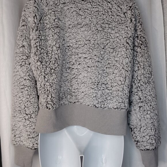 PINK Victoria's Secret Gray Sherpa sweater - Picture 2 of 12